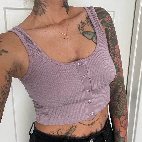 Fashion Nova Tops - Fashion Nova Lilac Ribbed Crop Top